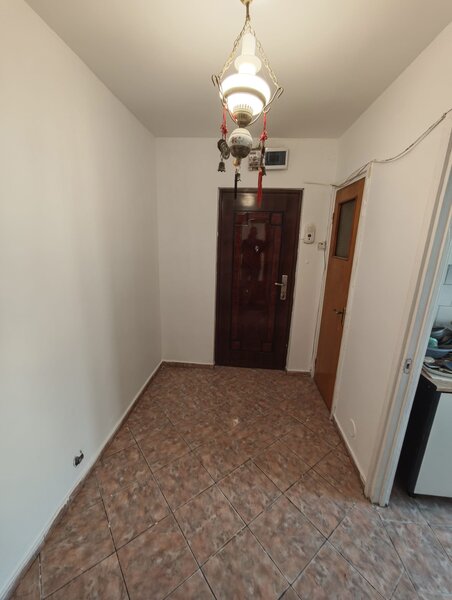 Emil Racovita, 3 camere, mutare imediata, 5 minute de metrou Piata Sudului